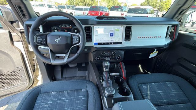 New 2026 Ford Bronco Heritage Edition AWD/4WD image 18