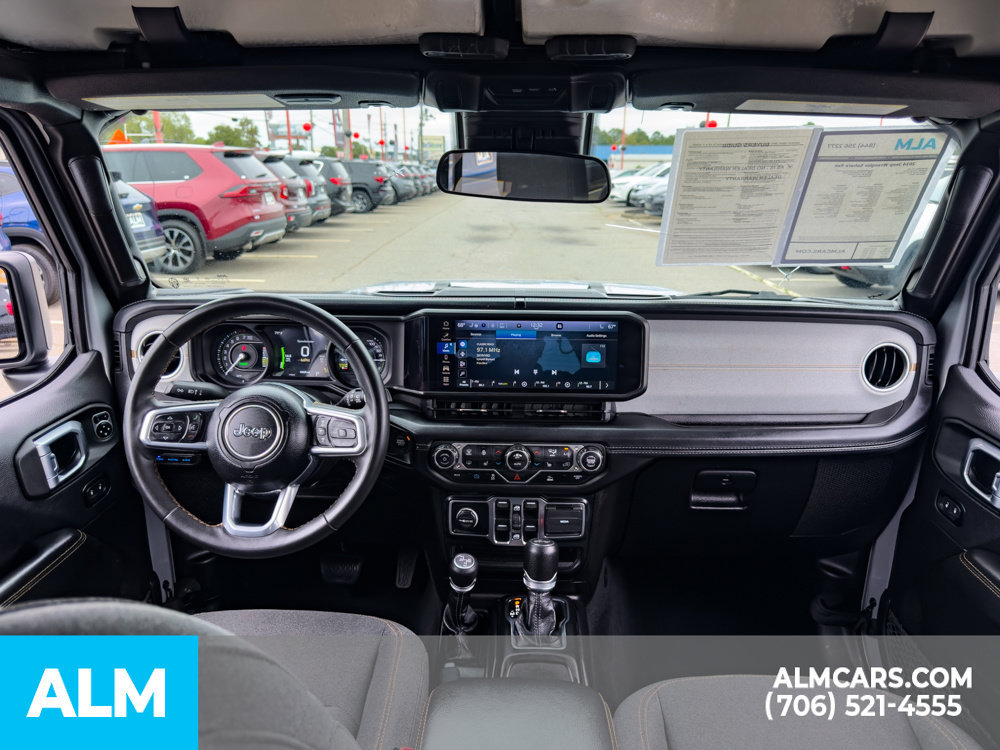 Used 2024 Jeep Wrangler Unlimited Sahara AWD/4WD image 22