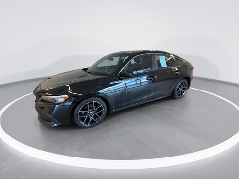 Used 2024 Honda Civic Sport Touring image 4