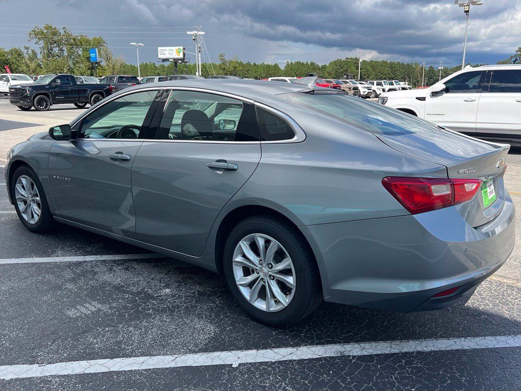 Used 2025 Chevrolet Malibu LT FWD image 28