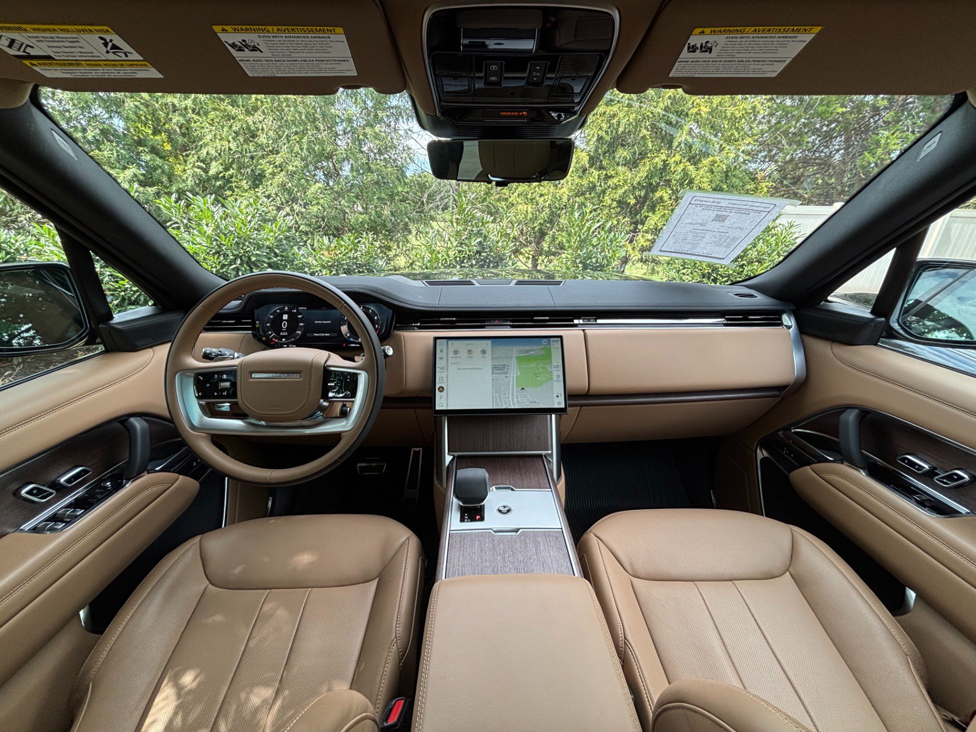 Used 2025 Land Rover Range Rover SE AWD/4WD image 31
