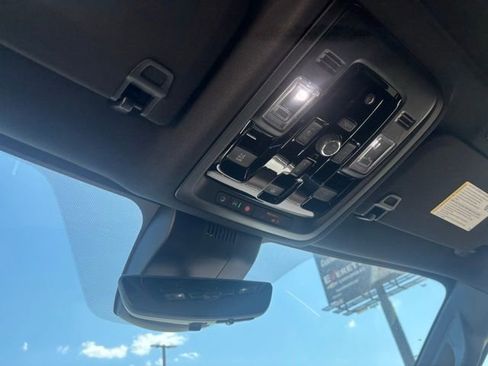 New 2026 Chevrolet Tahoe High Country w/ Sun And Tow Package AWD/4WD image 24