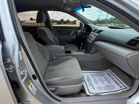Used 2007 Toyota Camry LE FWD image 14