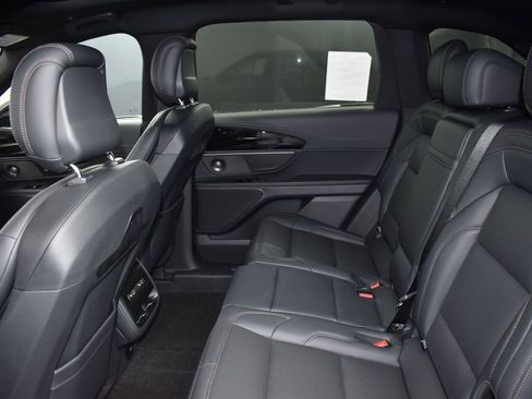 New 2025 Lincoln Nautilus Premier w/ Equipment Group 102A image 22