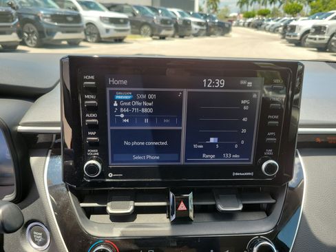 Used 2022 Toyota Corolla LE w/ LE Convenience Package FWD image 21