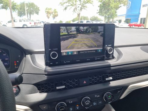 Used 2023 Honda Accord EX image 29