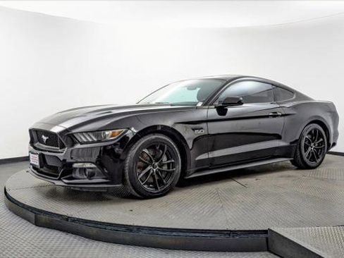 Used 2017 Ford Mustang GT image 2