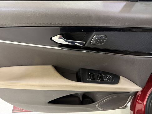 Used 2021 Lincoln Nautilus FWD w/ Equipment Group 101A image 14