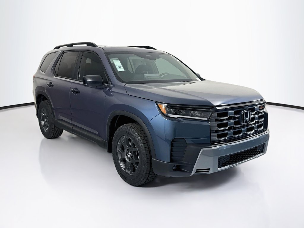 New 2026 Honda Pilot TrailSport image 3