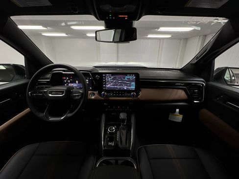 New 2025 GMC Canyon AT4 w/ Nightfall Edition image 55