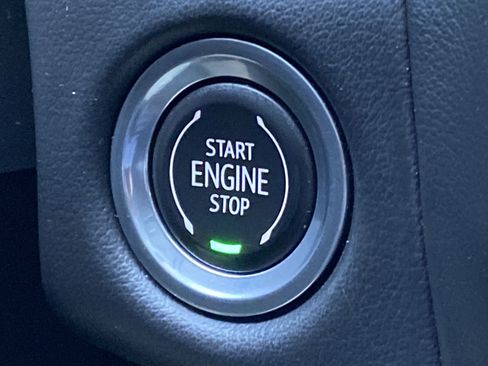 Used 2021 Chevrolet Tahoe High Country w/ Premium Package image 21