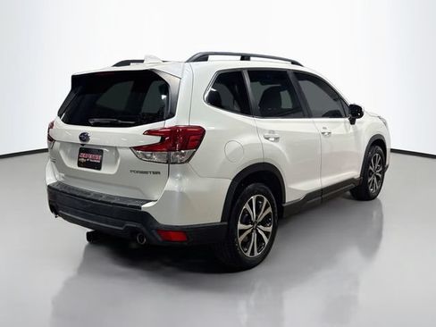 Used 2019 Subaru Forester Limited w/ Popular Package #3 AWD/4WD image 6