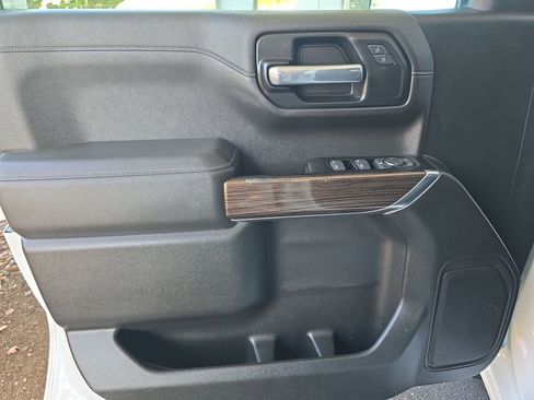 Certified 2019 Chevrolet Silverado 1500 LT image 23