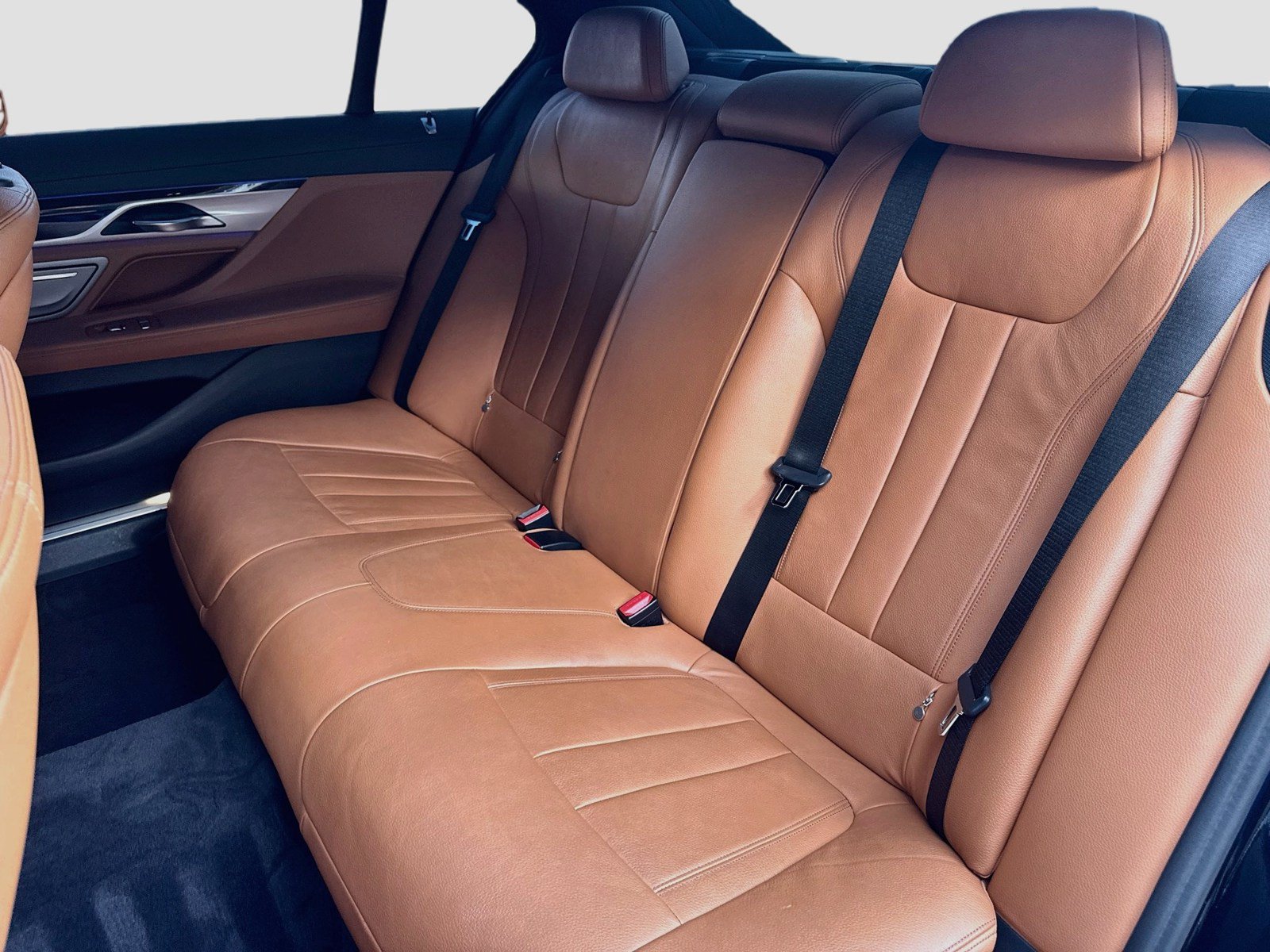 Used 2018 BMW 740i RWD image 17