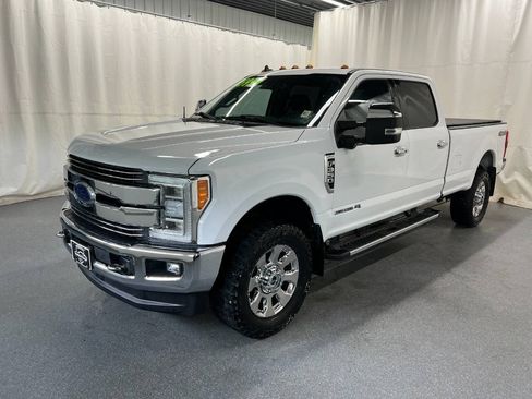 Used 2019 Ford F350 Lariat w/ Lariat Ultimate Package AWD/4WD image 1