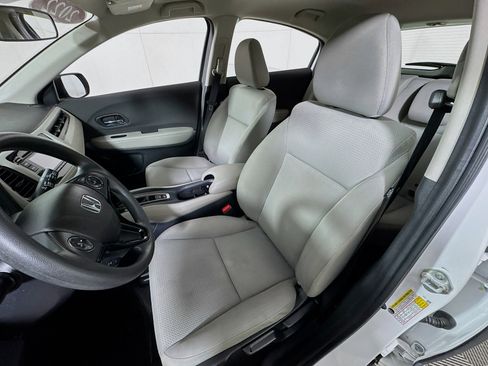 Used 2022 Honda HR-V LX image 12