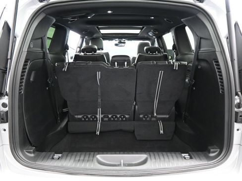 Used 2026 Chrysler Pacifica Limited FWD image 28