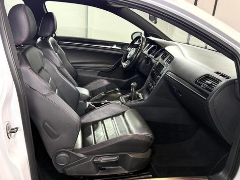 Used 2015 Volkswagen GTI SE image 6