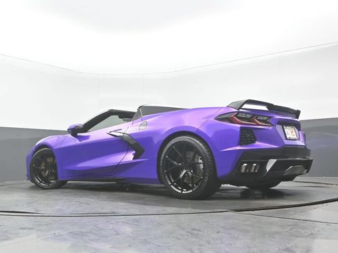 Used 2021 Chevrolet Corvette Stingray Preferred Conv w/ Z51 Performance Package RWD image 27