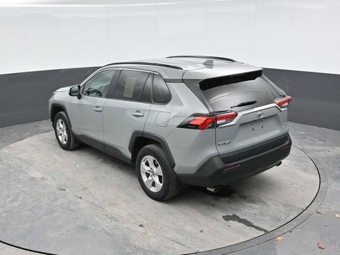 Used 2021 Toyota RAV4 XLE w/ Convenience Package image 29