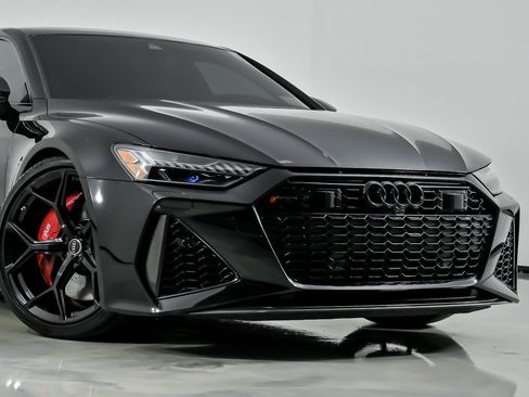 Used 2021 Audi RS 7 Sportback w/ Carbon Optic Package AWD/4WD image 3