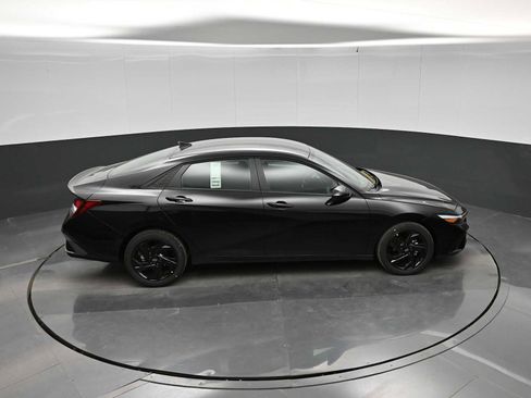 New 2026 Hyundai Elantra Sport FWD image 30