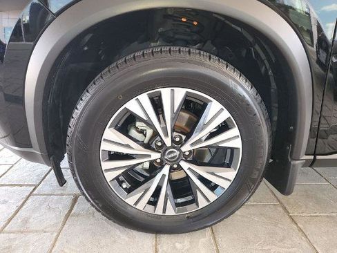 Certified 2023 Nissan Rogue SV AWD/4WD image 29