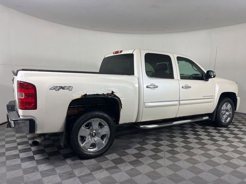 Used 2011 Chevrolet Silverado 1500 LTZ w/ LTZ White Diamond Edition image 3