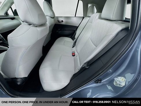 Used 2024 Toyota Corolla Cross LE w/ Moonroof Package AWD/4WD image 23