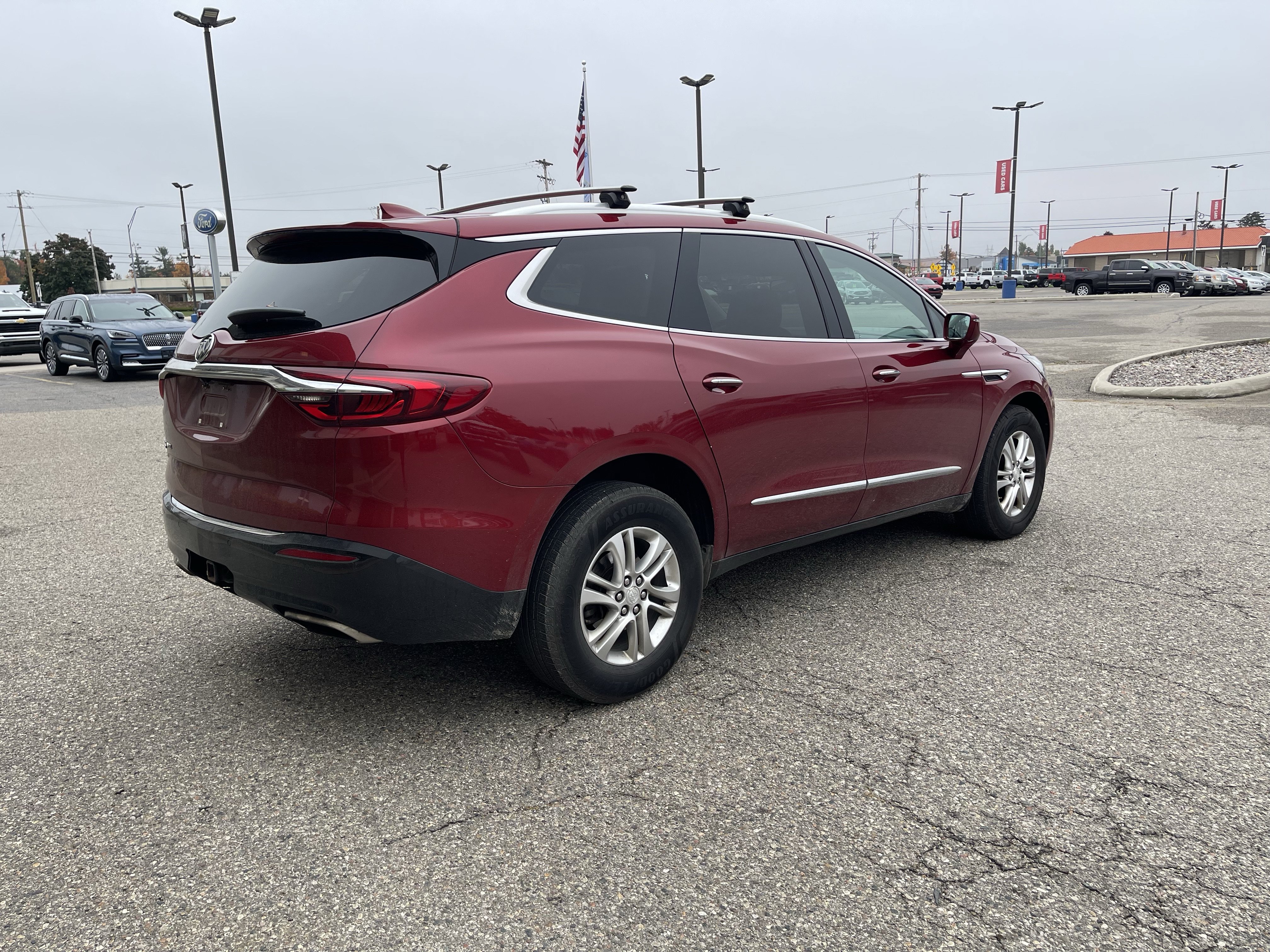 Used 2020 Buick Enclave Essence w/ Sound and Sites Package AWD/4WD image 4