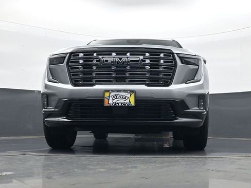 New 2026 GMC Acadia Denali Ultimate w/ LPO, Floor Liner Package AWD/4WD image 23