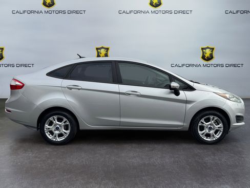 Used 2016 Ford Fiesta SE FWD image 6
