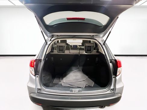 Used 2020 Honda HR-V EX image 18