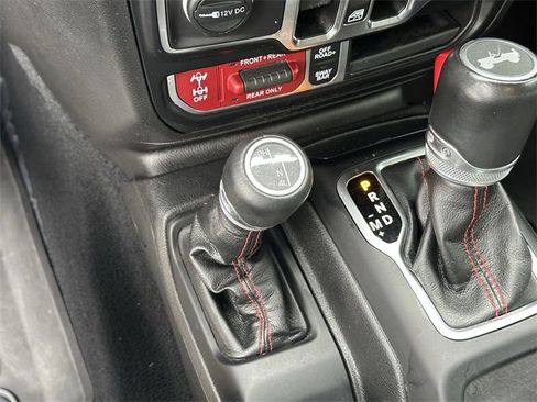 Used 2023 Jeep Wrangler Unlimited Rubicon image 23