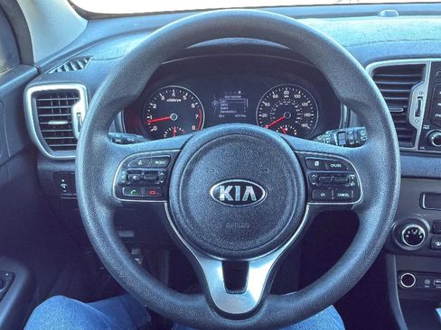 Used 2018 Kia Sportage LX FWD image 10