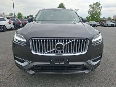 Used 2023 Volvo XC90 B6 Ultimate AWD/4WD image 2