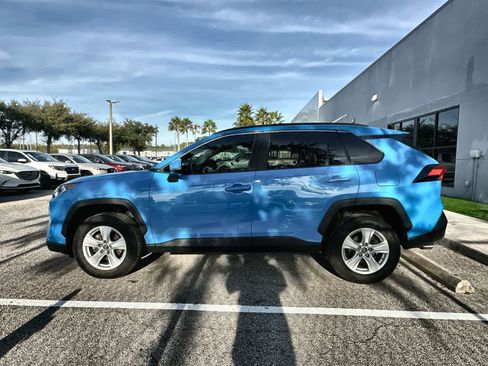 Used 2019 Toyota RAV4 XLE image 3