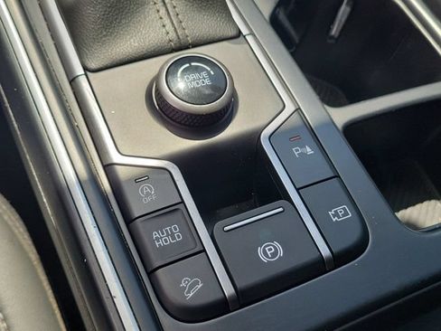 Used 2024 Kia Sorento S FWD image 35