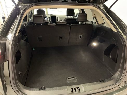 Used 2023 Ford Edge SEL image 12