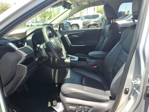 Used 2024 Toyota RAV4 Limited w/ Advanced Technology Package AWD/4WD image 15
