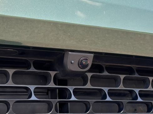 Used 2025 Rivian R1S Adventure AWD/4WD image 47