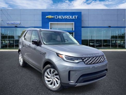 Used 2025 Land Rover Discovery S AWD/4WD image 1