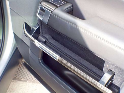 Used 2017 Land Rover Range Rover Sport SVR image 52