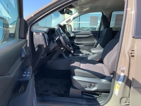 New 2025 Ford Ranger XLT w/ Equipment Group 301A High AWD/4WD image 9