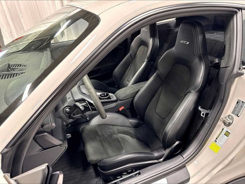 Used 2022 Porsche 911 GT3 RWD image 7