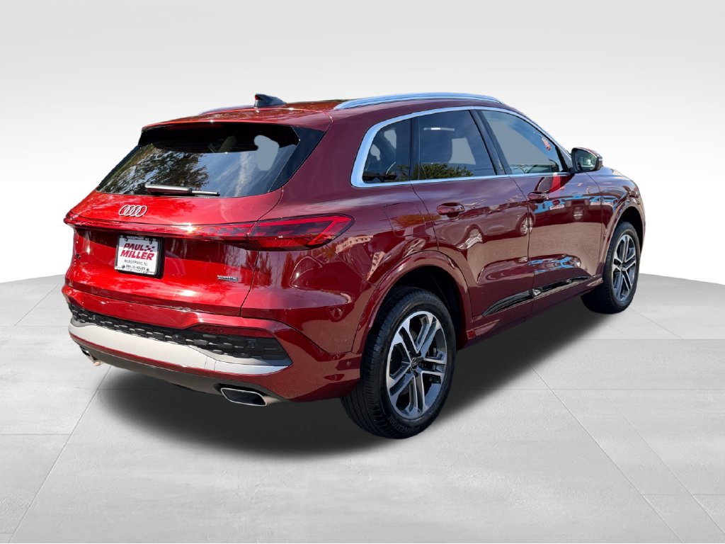 Used 2025 Audi Q5 Premium w/ Convenience Package AWD/4WD image 9