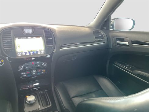 Used 2022 Chrysler 300 S w/ Comfort Group image 24