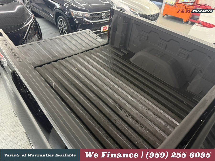 Used 2022 Chevrolet Silverado 1500 W/T w/ WT Value Package AWD/4WD image 16