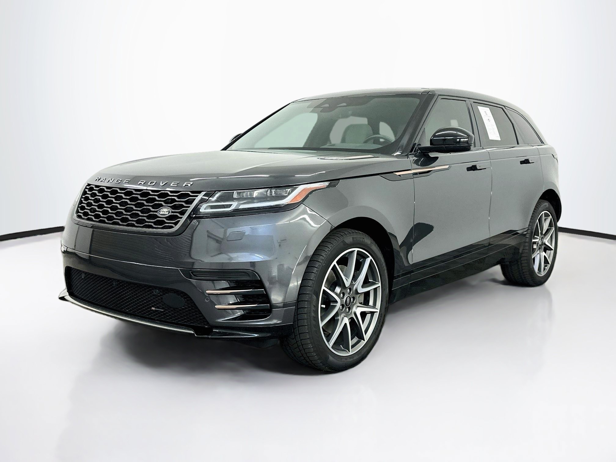 Used 2023 Land Rover Range Rover Velar R-Dynamic S AWD/4WD image 3