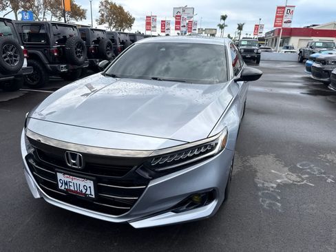 Used 2021 Honda Accord Sport image 1